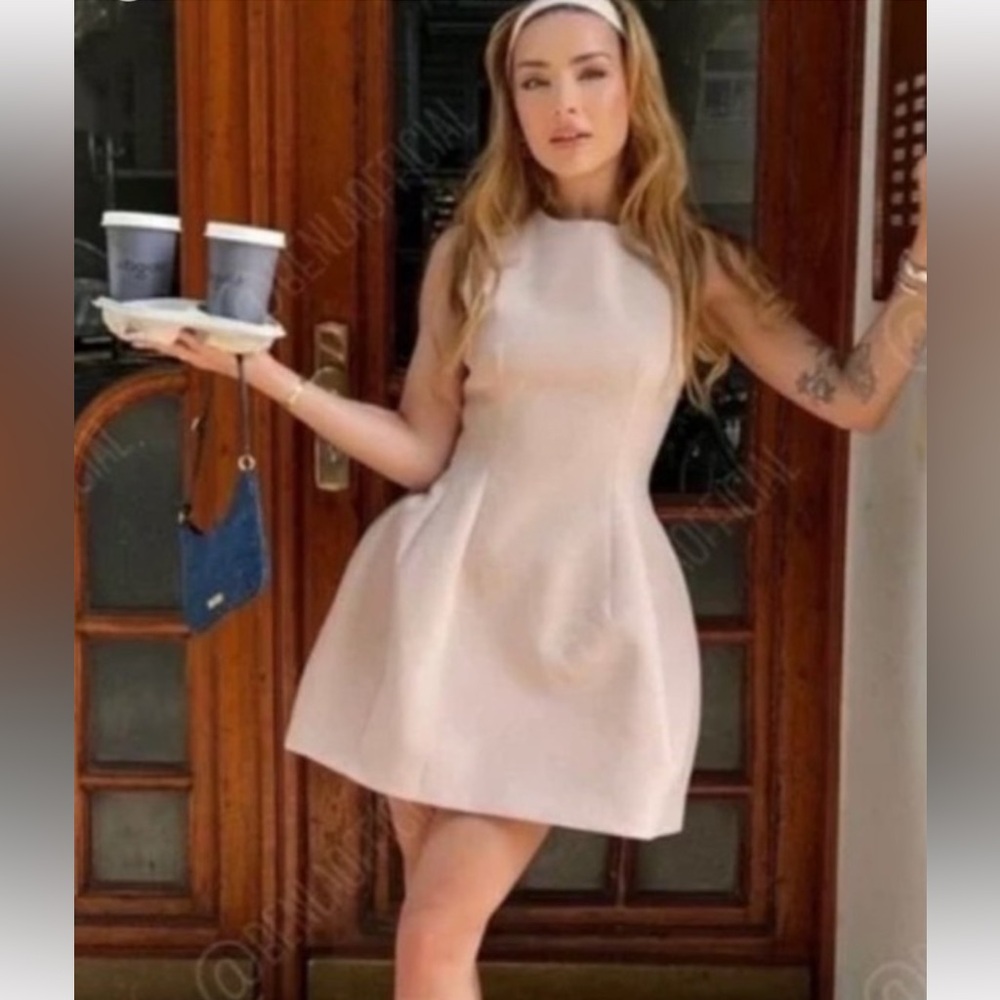 NWT Zara voluminous Blush Pink Sleeveless Dress
